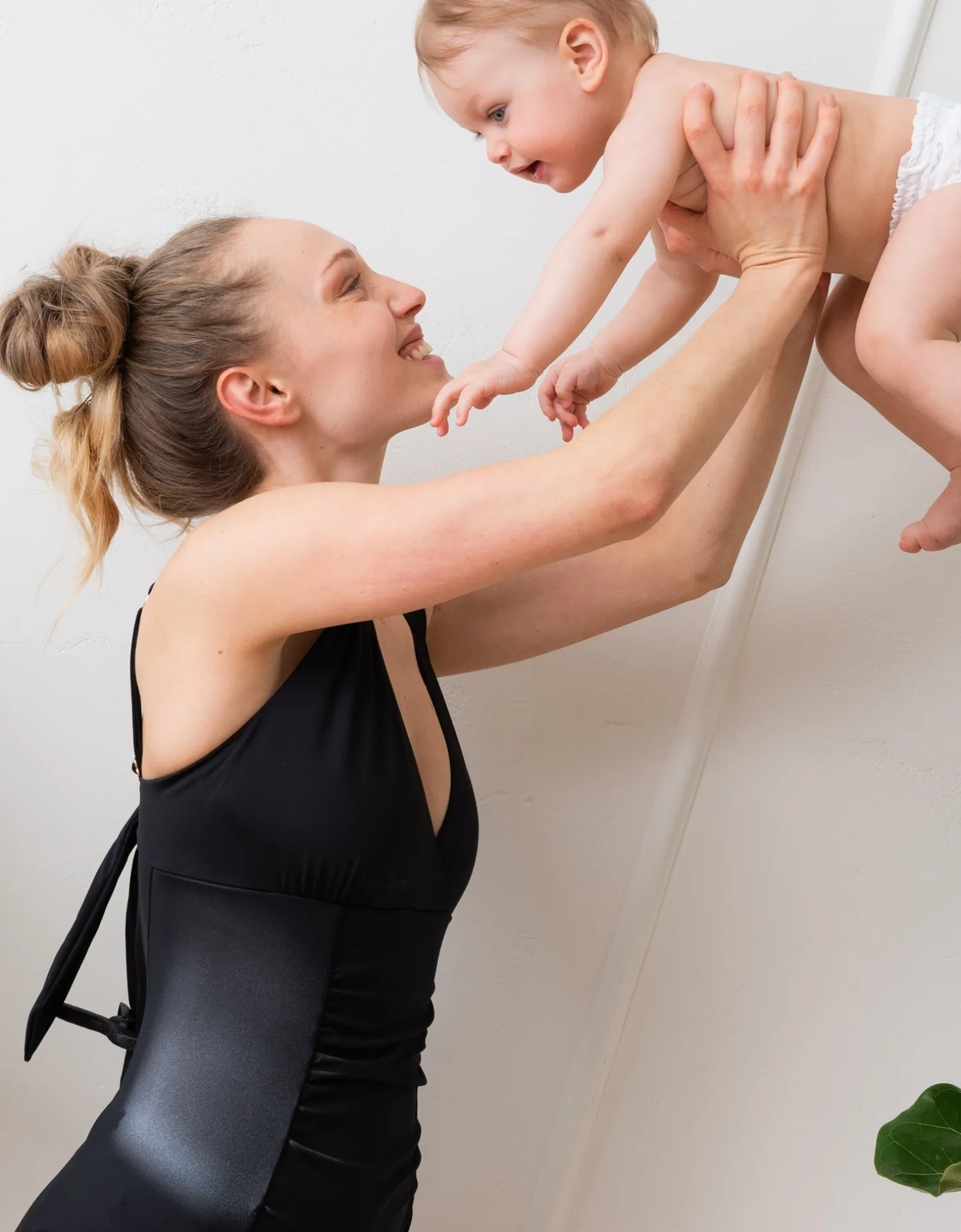 Sale Seraphine Malibu | Black Post Maternity Shaping Swimsuit